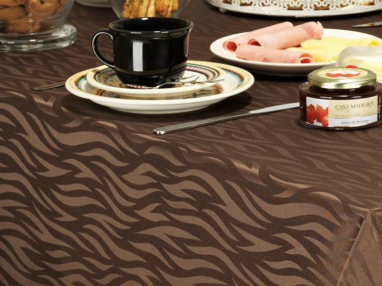 Toalha de Mesa Fcil de Limpar Retangular 8 Lugares 160x270cm - Savana Chocolate - Dui Design
