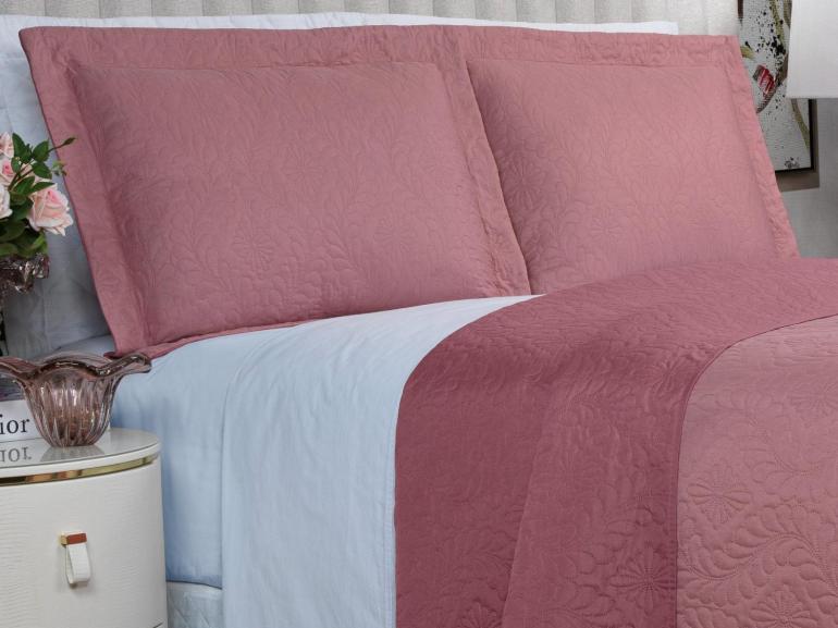 Kit: 1 Cobre-leito Casal Bouti de Microfibra Ultrasonic  + 2 Porta-travesseiros - Serenity Rosa Vintage - Dui Design