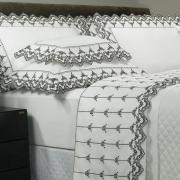 Jogo de Cama Queen Cetim de Algodão 300 fios com Bordado Inglês - Sofisticata Branco e Preto - Dui Design