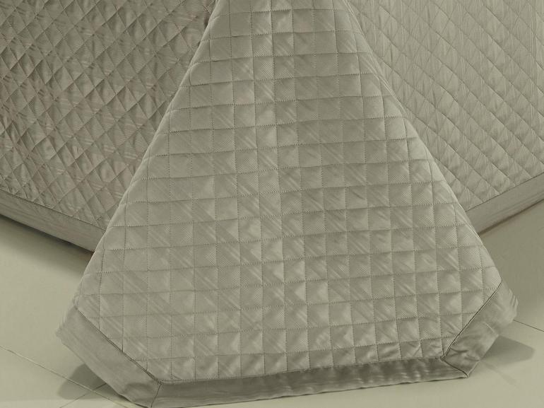 Kit: 1 Cobre-leito Casal + 2 porta-travesseiros Cetim 300 fios 100% Algodo - Taurus Stone - Dui Design