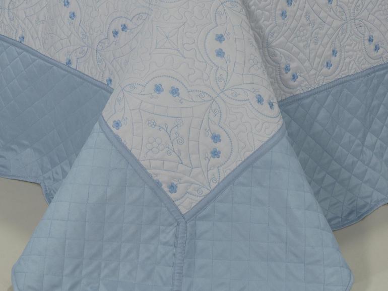 Kit: 1 Cobre-leito Queen Bouti Bordada de Microfibra + 2 Porta-travesseiros - Thane Azul Porcelana - Dui Design