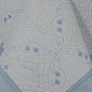 Kit: 1 Cobre-leito Queen Bouti Bordada de Microfibra + 2 Porta-travesseiros - Thane Azul Porcelana - Dui Design