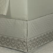 Saia para cama Box Matelassada com Bordado Inglês King - Venetian Bege - Dui Design