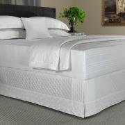Saia para cama Box Matelassada com Bordado Inglês King - Venetian Branco - Dui Design
