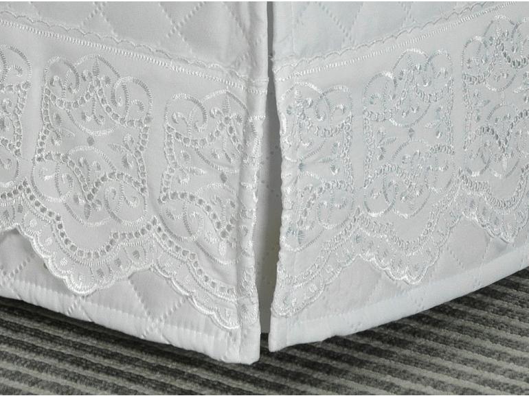 Saia para cama Box Matelassada com Bordado Inglês Queen - Venetian Branco - Dui Design